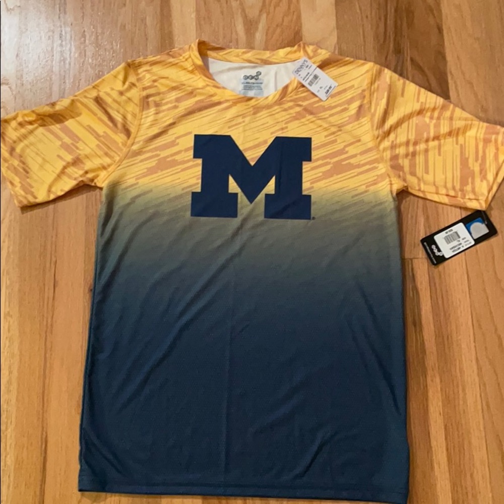 Michigan Boys Dri-fit T-Shirt XL 18/20